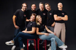 173_OneWay_2024_Gruppenfoto_A4_klein-002-
